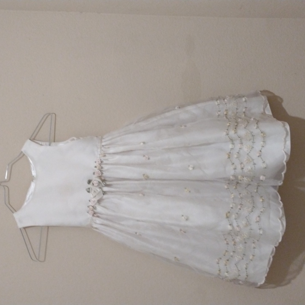 White bridal dress gown size 4 floral print lined Cinderella brand